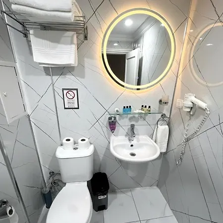 B Corner Bistro 3* Istanbul