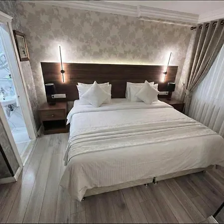B Corner Bistro Hotel Istanbul