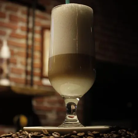 Szálloda B Corner Bistro 3*