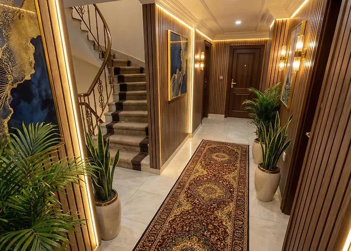 Отель B Corner Bistro Стамбул