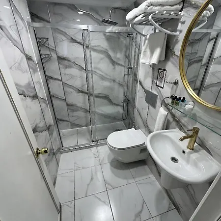 Hotel Sophia B Corner & Restaurant 3*